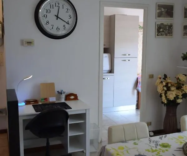 Casa Vacanze Serena Apartamento *