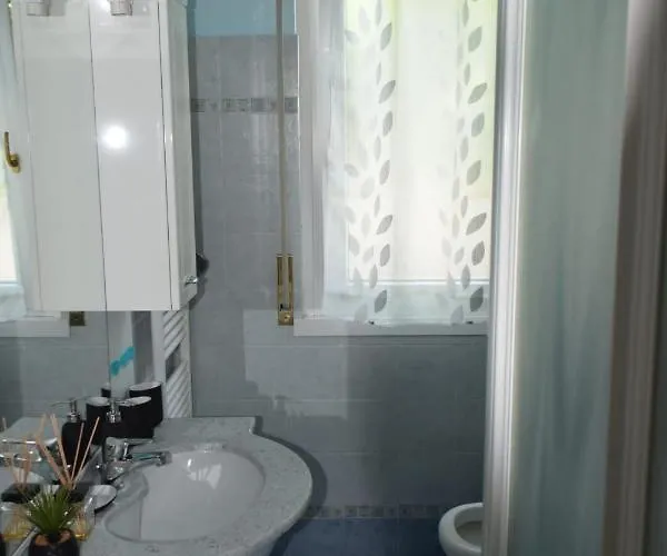 Casa Vacanze Serena * 코모